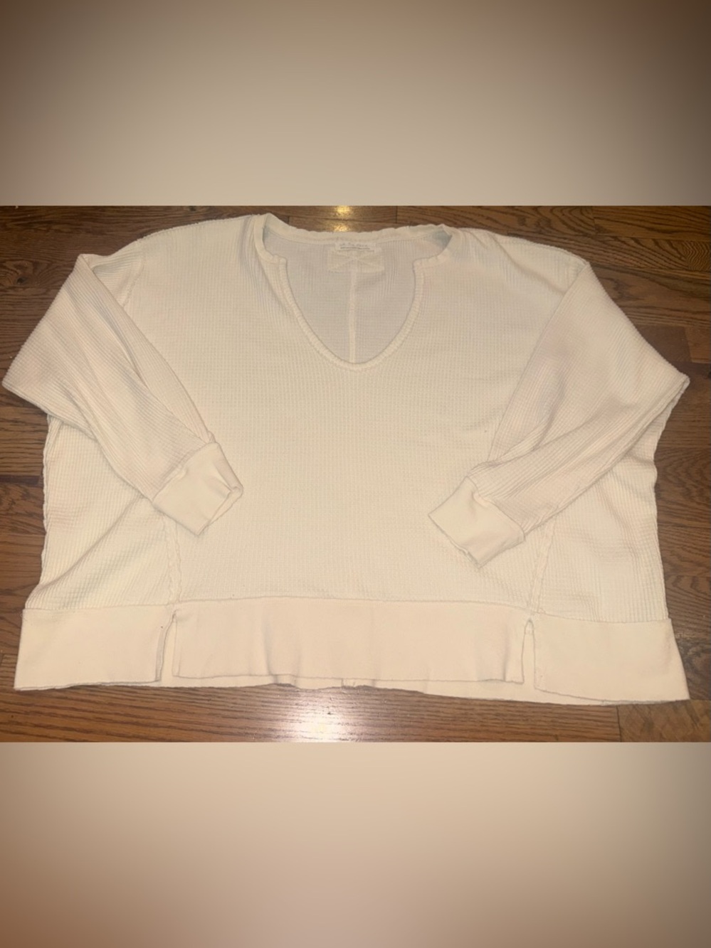 We the Free. Oversized Waffle Dolman Sleeve Thermal. Cream. Size Small. - Picture 12 of 12